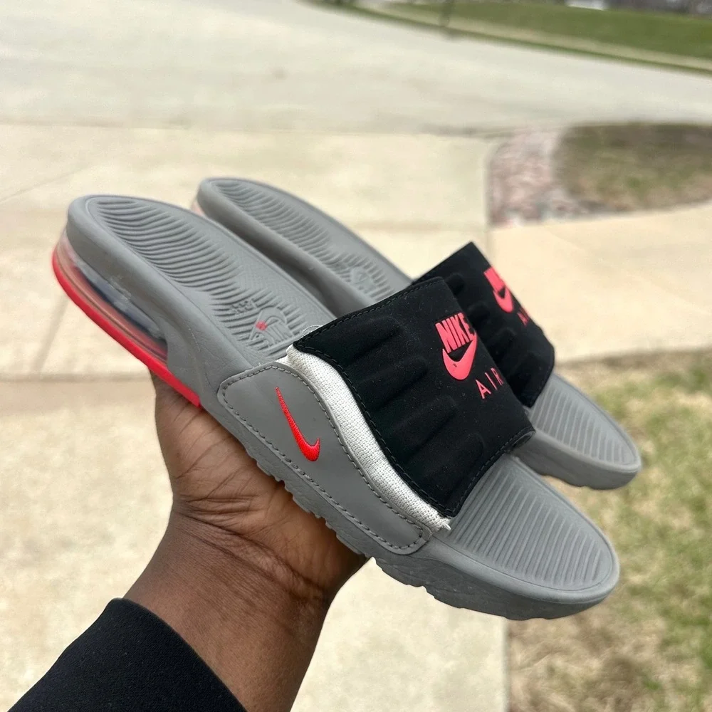 Nike Air Max Camden Slide Big‎ Kids Sandals Size 5Y Gray And Black Shoes